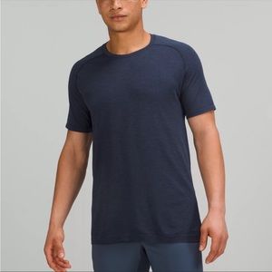 LULULEMON Men’s Metal Vent Tech Athletic Short Sleeve T Shirt Size Medium
